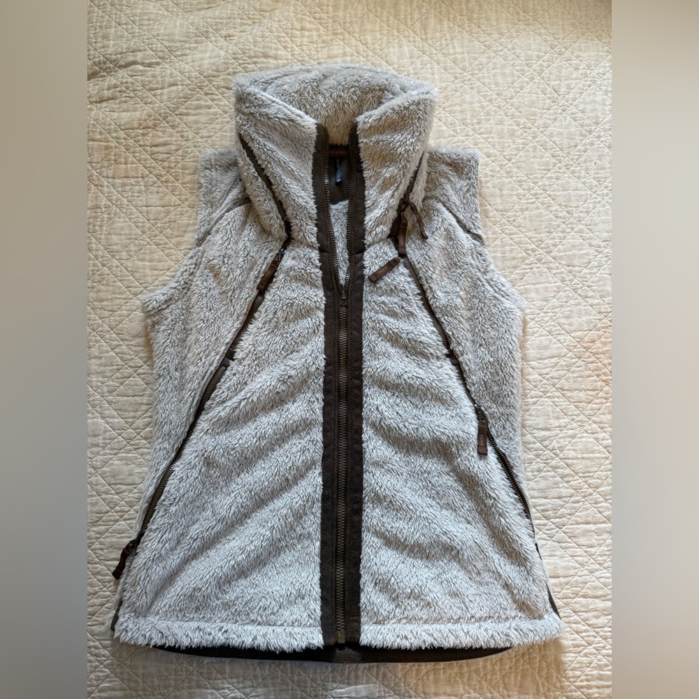Kuhl Flight Vest